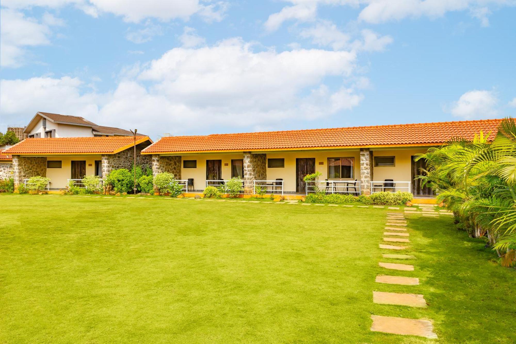 Casa Amora Lonavala Exterior photo
